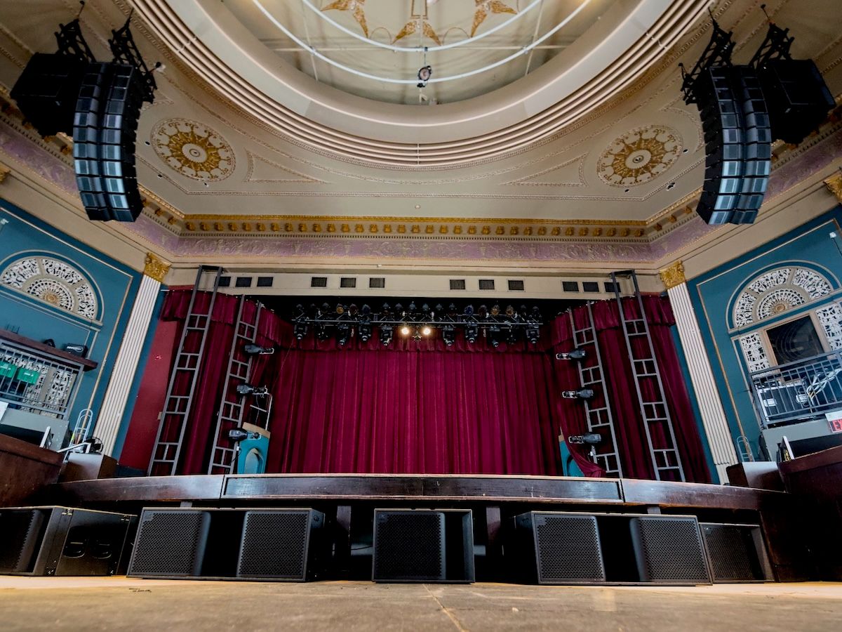 PK Sound T8 robotic line source system with T18 and T218 intelligent subwoofers installed at the historic Palace Theatre in downtown Calgary